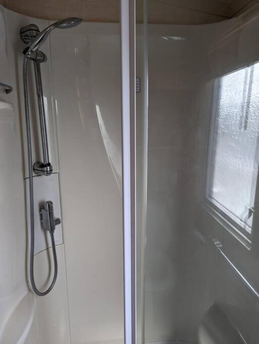 6 Berth Holiday Home On Ocean Edge Near Morecambe Heysham Exteriör bild