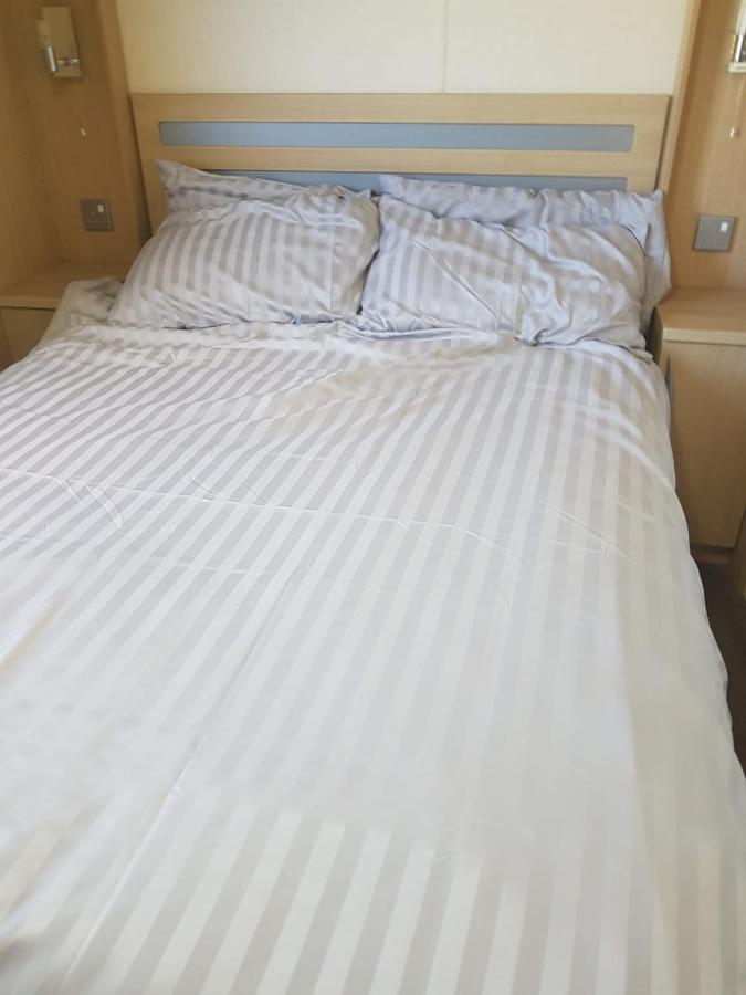 6 Berth Holiday Home On Ocean Edge Near Morecambe Heysham Exteriör bild